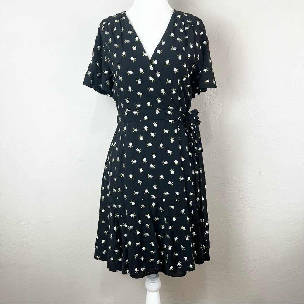 Jill Jill Stuart Black Floral Embroidered Faux Wrap Short Sleeve Dress‎ Size 8